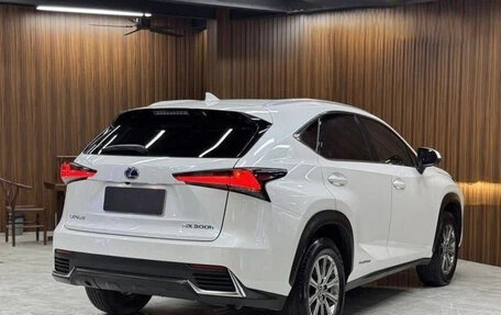 Lexus NX, 2022 год, 2 920 000 рублей, 4 фотография
