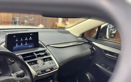 Lexus NX, 2022 год, 2 920 000 рублей, 12 фотография