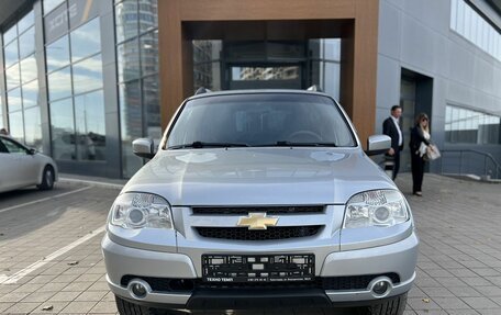 Chevrolet Niva I рестайлинг, 2016 год, 790 000 рублей, 2 фотография