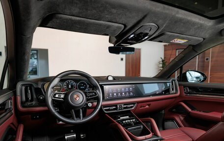 Porsche Cayenne III, 2025 год, 24 490 000 рублей, 12 фотография