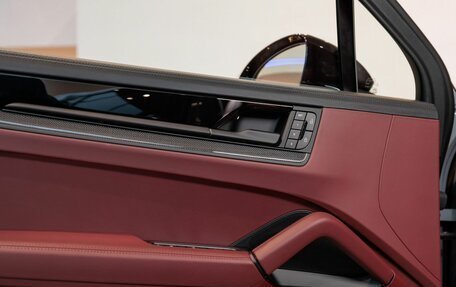 Porsche Cayenne III, 2025 год, 24 490 000 рублей, 20 фотография