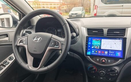 Hyundai Solaris II рестайлинг, 2014 год, 950 000 рублей, 4 фотография