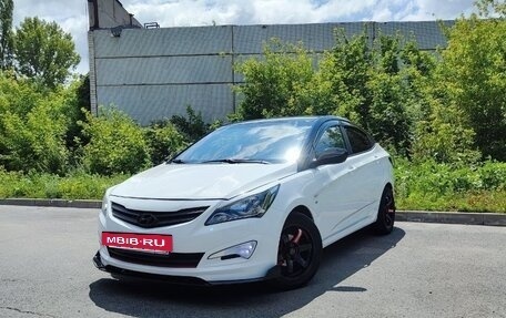 Hyundai Solaris II рестайлинг, 2014 год, 950 000 рублей, 5 фотография