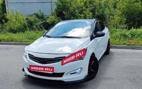 Hyundai Solaris II рестайлинг, 2014 год, 950 000 рублей, 2 фотография