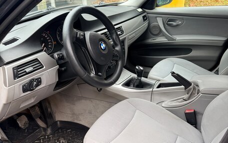 BMW 3 серия, 2005 год, 800 000 рублей, 12 фотография
