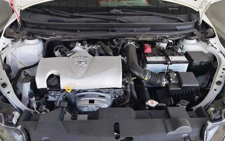 Toyota Yaris XP150 рестайлинг, 2021 год, 1 100 000 рублей, 10 фотография