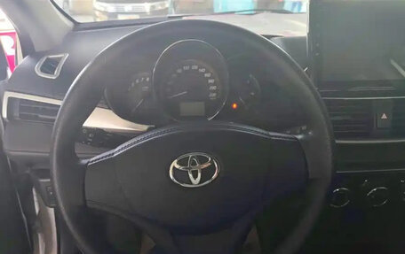 Toyota Yaris XP150 рестайлинг, 2021 год, 1 100 000 рублей, 15 фотография