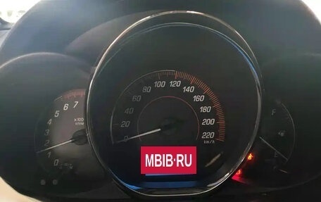 Toyota Yaris XP150 рестайлинг, 2021 год, 1 100 000 рублей, 14 фотография