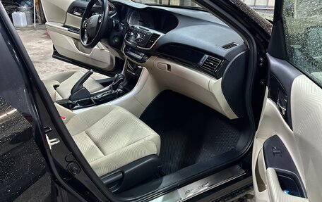 Honda Accord IX рестайлинг, 2016 год, 1 720 000 рублей, 6 фотография