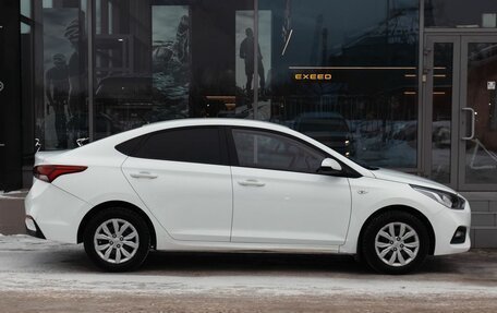 Hyundai Solaris II рестайлинг, 2019 год, 1 370 000 рублей, 4 фотография