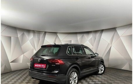 Volkswagen Tiguan II, 2020 год, 2 700 000 рублей, 1 фотография
