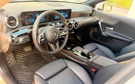 Mercedes-Benz A-Класс, 2021 год, 1 780 000 рублей, 7 фотография