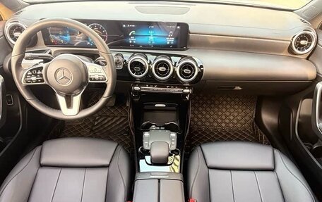 Mercedes-Benz A-Класс, 2021 год, 1 780 000 рублей, 8 фотография