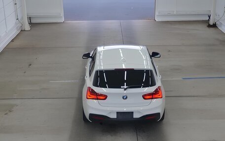 BMW 1 серия, 2017 год, 1 300 000 рублей, 3 фотография