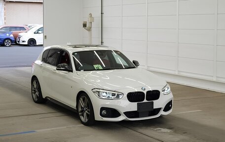 BMW 1 серия, 2017 год, 1 300 000 рублей, 2 фотография