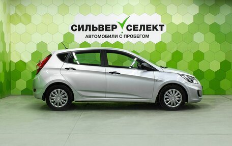 Hyundai Solaris II рестайлинг, 2013 год, 750 000 рублей, 8 фотография