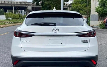 Mazda CX-4, 2022 год, 1 820 000 рублей, 5 фотография