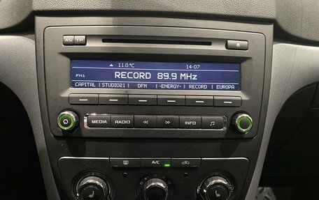 Skoda Yeti I рестайлинг, 2014 год, 1 002 000 рублей, 13 фотография