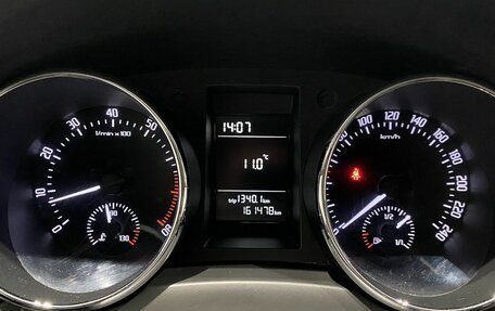 Skoda Yeti I рестайлинг, 2014 год, 1 002 000 рублей, 15 фотография