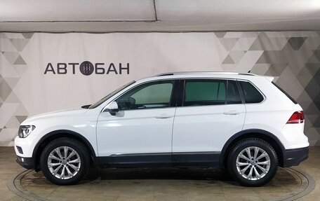 Volkswagen Tiguan II, 2017 год, 2 499 000 рублей, 4 фотография
