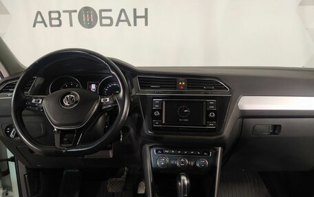 Volkswagen Tiguan II, 2017 год, 2 499 000 рублей, 11 фотография