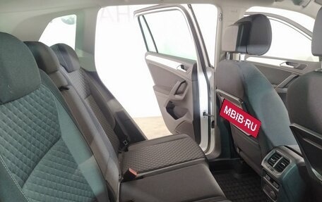 Volkswagen Tiguan II, 2017 год, 2 499 000 рублей, 18 фотография