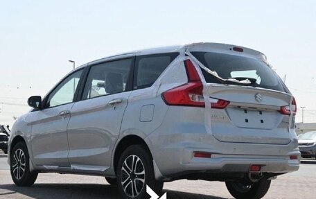 Suzuki Ertiga II, 2025 год, 2 560 000 рублей, 4 фотография