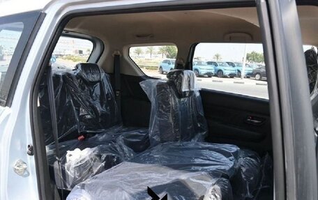 Suzuki Ertiga II, 2025 год, 2 560 000 рублей, 13 фотография