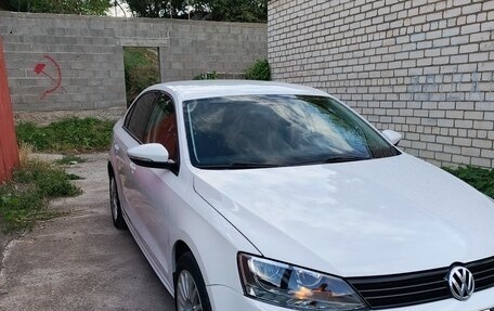 Volkswagen Jetta VI, 2013 год, 925 000 рублей, 3 фотография