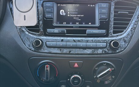 Hyundai Solaris II рестайлинг, 2019 год, 1 350 000 рублей, 14 фотография