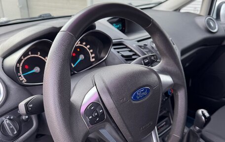 Ford Fiesta, 2016 год, 824 000 рублей, 9 фотография