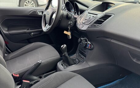 Ford Fiesta, 2016 год, 824 000 рублей, 16 фотография