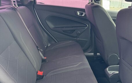 Ford Fiesta, 2016 год, 824 000 рублей, 19 фотография