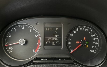 Volkswagen Polo VI (EU Market), 2016 год, 750 000 рублей, 14 фотография