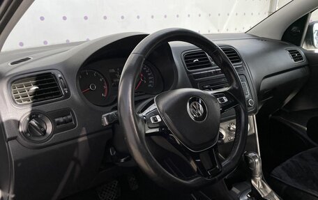 Volkswagen Polo VI (EU Market), 2016 год, 750 000 рублей, 15 фотография