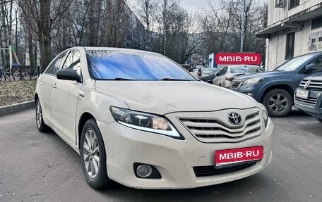 Toyota Camry, 2008 год, 690 000 рублей, 1 фотография