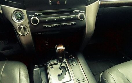 Toyota Land Cruiser 200, 2009 год, 2 300 000 рублей, 2 фотография