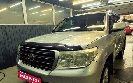 Toyota Land Cruiser 200, 2009 год, 2 300 000 рублей, 11 фотография