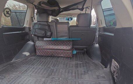 Toyota Land Cruiser 200, 2009 год, 2 300 000 рублей, 31 фотография