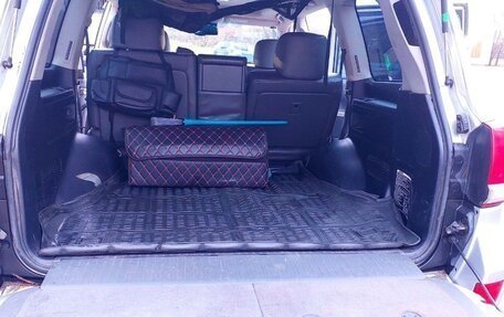 Toyota Land Cruiser 200, 2009 год, 2 300 000 рублей, 34 фотография