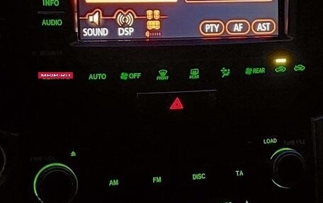 Toyota Land Cruiser 200, 2009 год, 2 300 000 рублей, 38 фотография