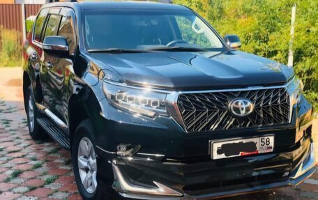 Toyota Land Cruiser Prado 150 рестайлинг 2, 2019 год, 4 460 000 рублей, 3 фотография