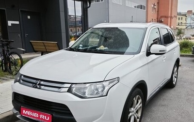 Mitsubishi Outlander III рестайлинг 3, 2014 год, 1 520 000 рублей, 1 фотография