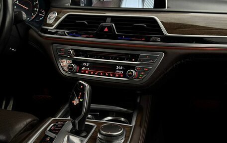 BMW 7 серия, 2016 год, 4 299 999 рублей, 15 фотография