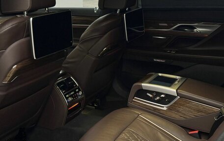 BMW 7 серия, 2016 год, 4 299 999 рублей, 26 фотография