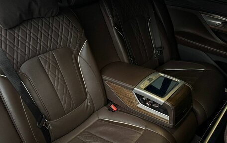 BMW 7 серия, 2016 год, 4 299 999 рублей, 28 фотография