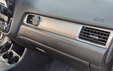 Mitsubishi Outlander III рестайлинг 3, 2014 год, 1 520 000 рублей, 12 фотография