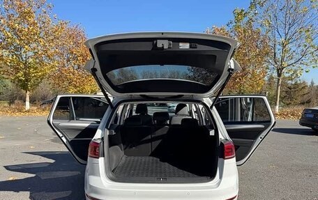 Volkswagen Golf Sportsvan I, 2020 год, 1 600 000 рублей, 22 фотография