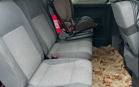 Volkswagen Caravelle T5, 2011 год, 2 300 000 рублей, 1 фотография