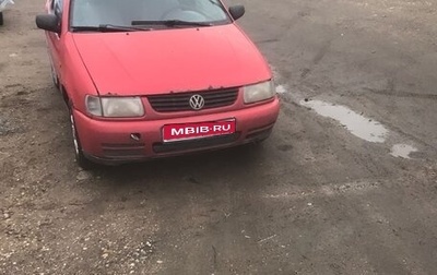Volkswagen Polo III рестайлинг, 1997 год, 100 000 рублей, 1 фотография